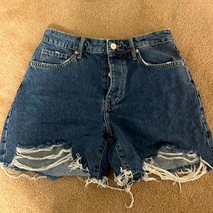 FOREVER 21 ripped jean shorts